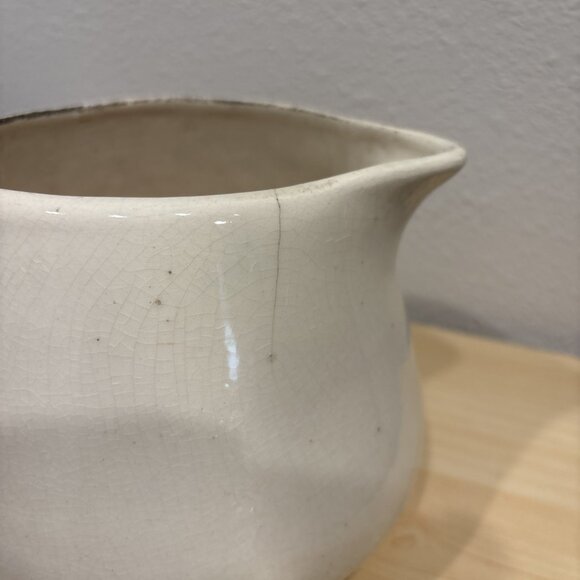 Vintage McCoy Pottery Pitcher Autumn Leaves Grape Fruit Nut Crazing Farmhouse - Picture 9 of 12